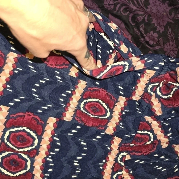 Lane Bryant Ruched-Shoulder Surplice Cropped Jumpsuit NWT 22 24 - Picture 4 of 8